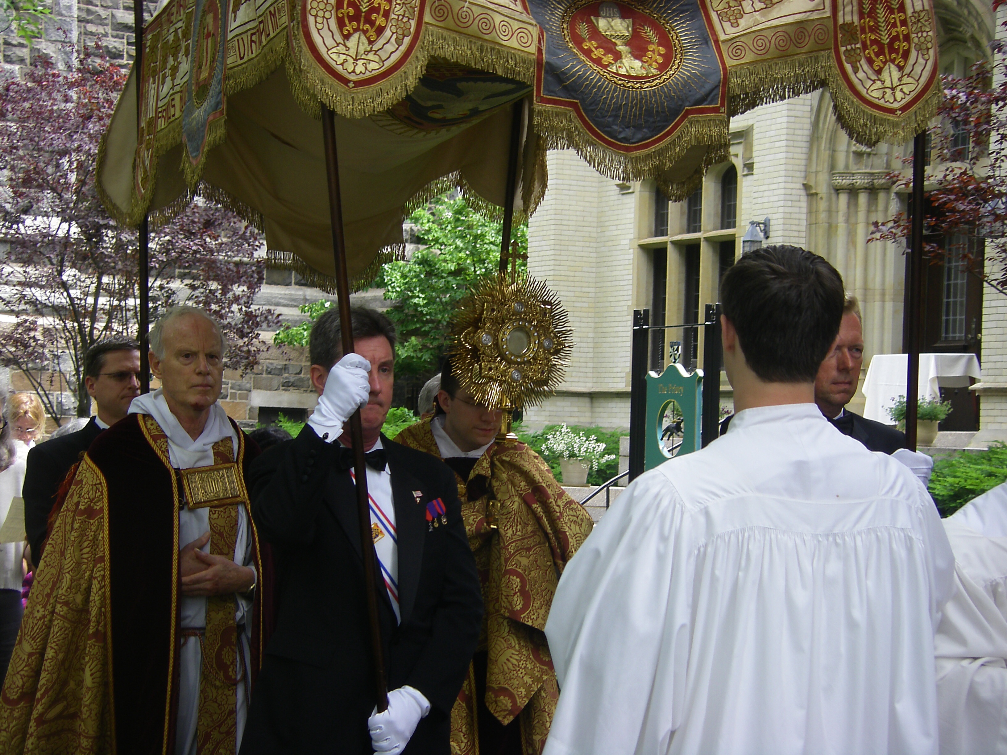 Corpus Christi Procession At St Mary’s New Haven | Communio